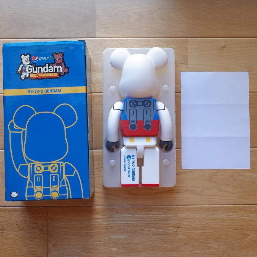 ベアブリック☆ガンダム☆Gundam☆pepsi☆400% - メルカリ