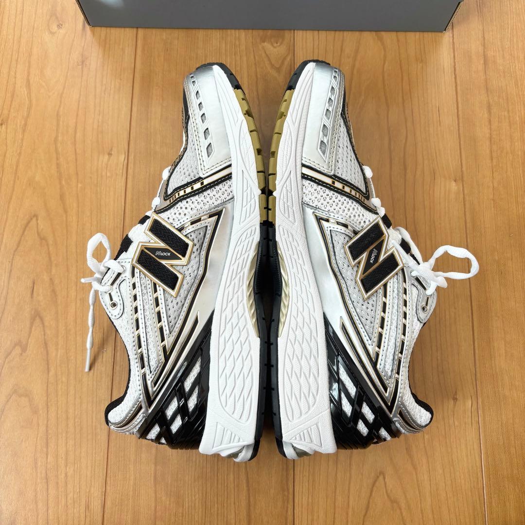 新品未使用　ニューバランス　M1906RA 28.0cm