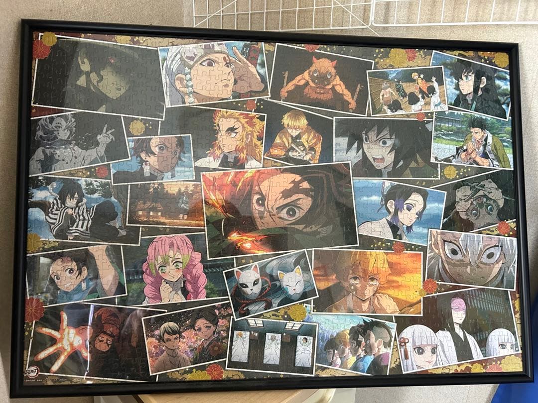 値下げ致しました。鬼滅の刃1000ピース額付き