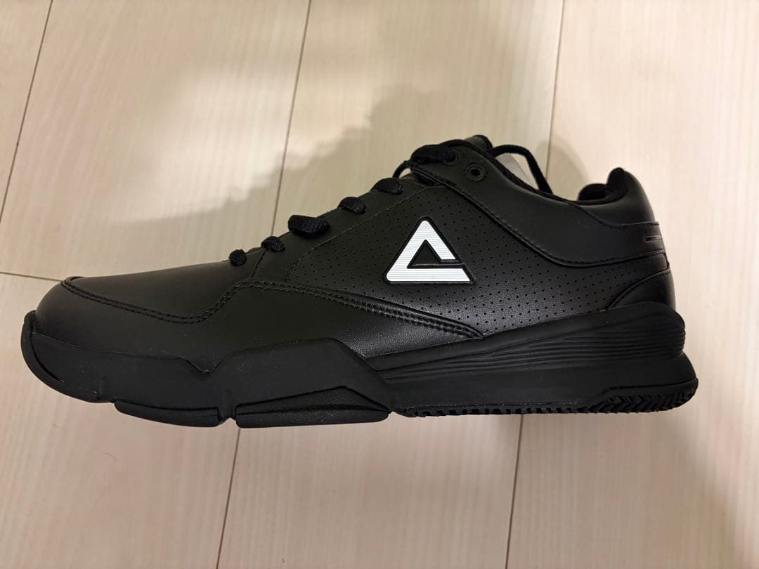 未使用 peak バスケレフリーシューズ 26.5 - メルカリ