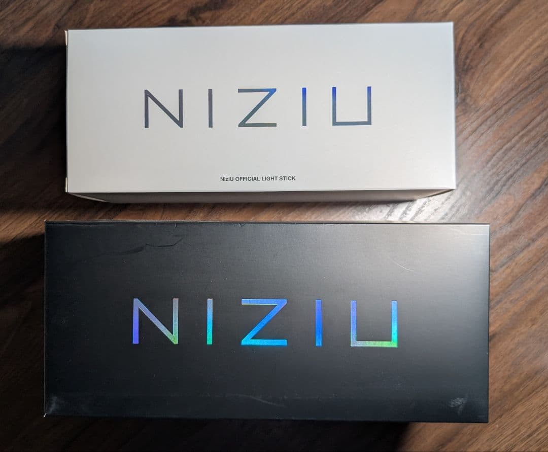 NiziU ペンライト ペンライトケース トートバッグ セット - メルカリ