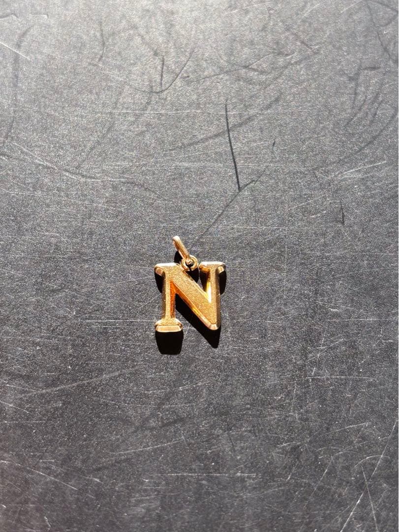 18K ペンダントトップ　イニシャル　N 18金　アルファベット　ネックレス 楽天市場】【新品N/新品】 イニシャル 18金 ダイヤモンド