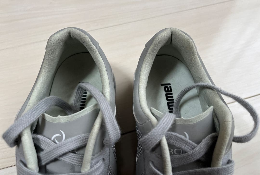 hummel トレーニングシューズ アピカーレEC グレー　24.0cm