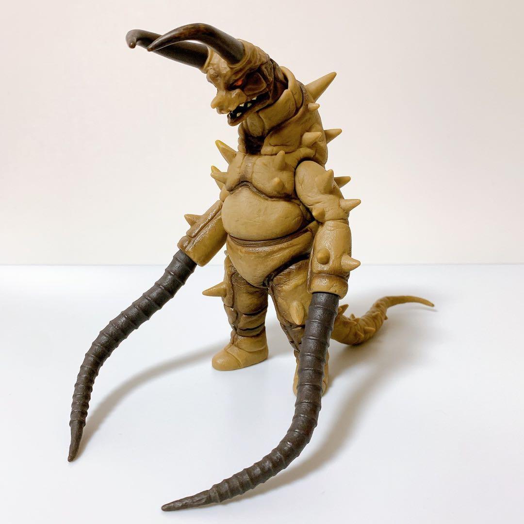 ツインテール＆グドン｜バンダイ 旧ウルトラ怪獣シリーズ - メルカリ