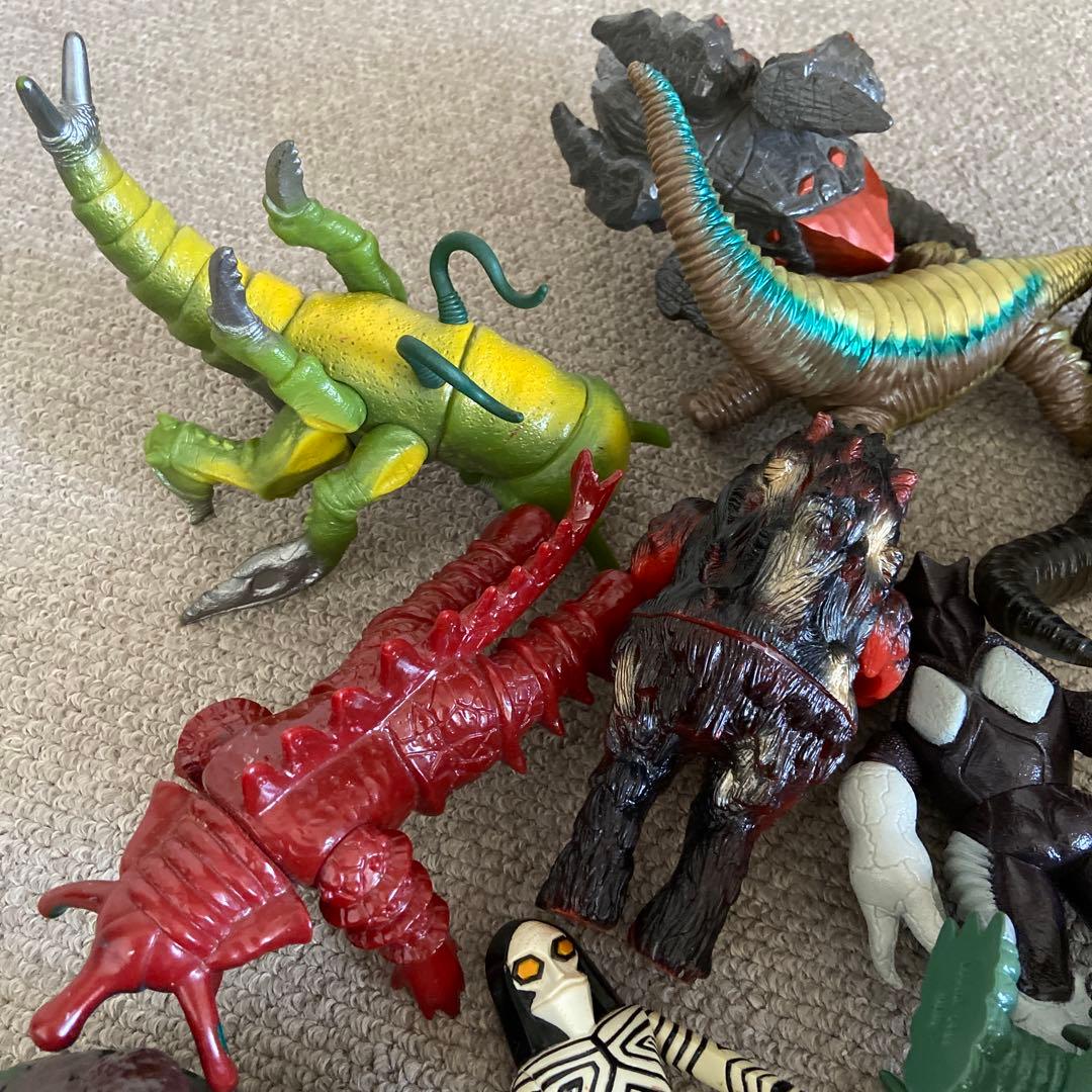 昔のウルトラ怪獣まとめ売り13体