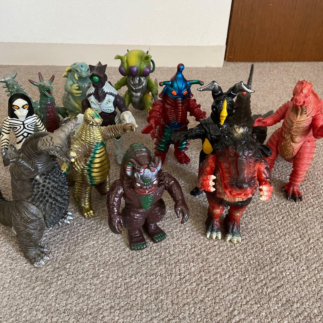 昔のウルトラ怪獣まとめ売り13体