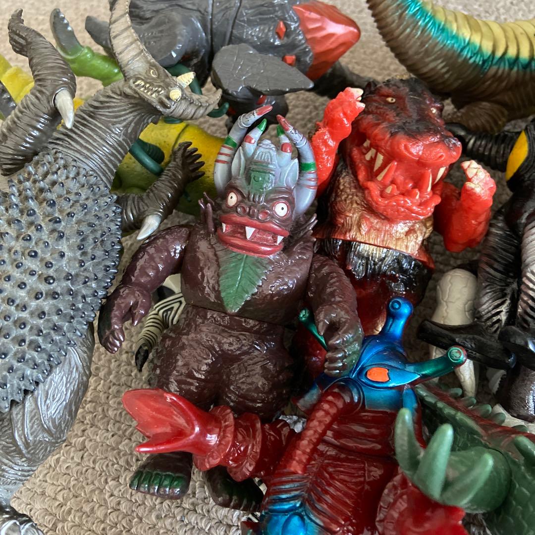 昔のウルトラ怪獣まとめ売り13体