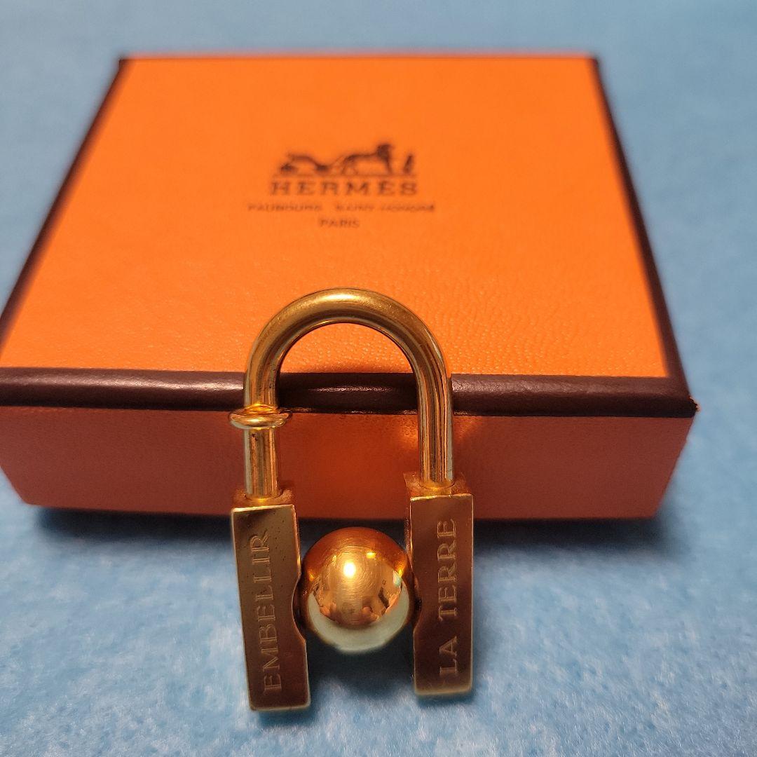 エルメス 2001年限定 カデナ チャーム ～未知なる地球の美を求めて