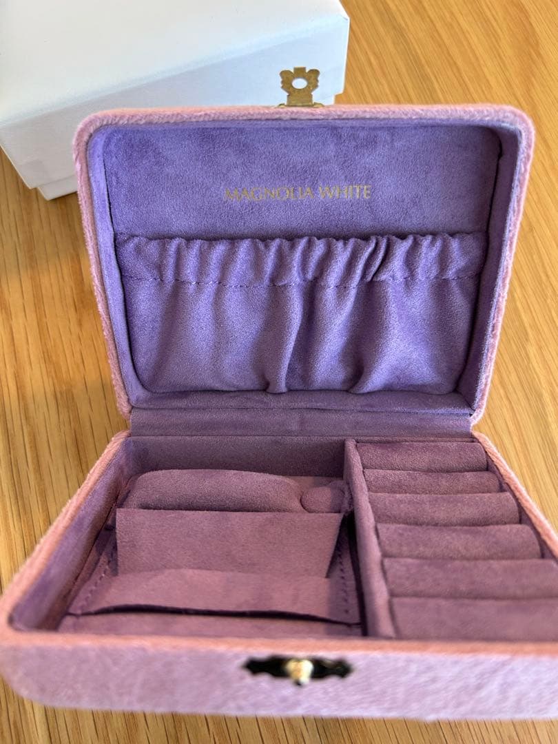 未使用箱付き】マグノリアホワイト石井美保 ジュエリーケース ピンク大