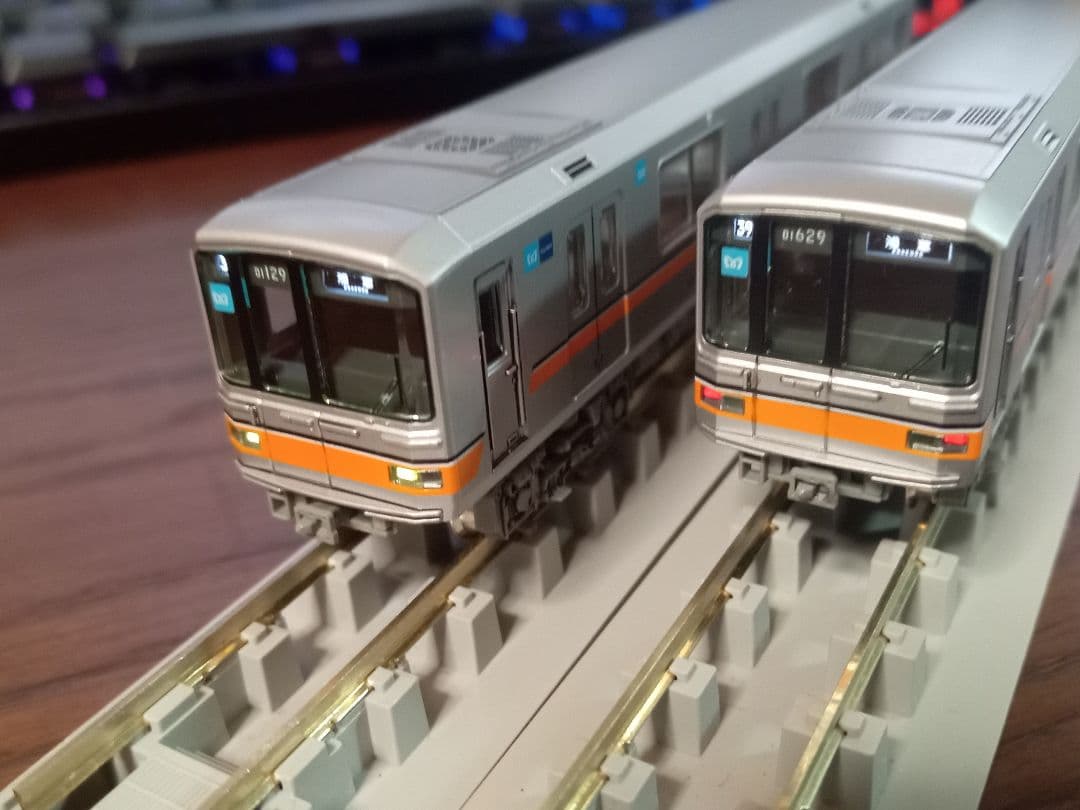 【値下げ】KATO 10-864 東京メトロ01系 Nゲージ 6両セット Amazon | KATO Nゲージ 東京メトロ銀座線01系 6両セット 10-864 鉄道