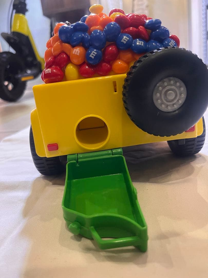 M&Msディスペンサー