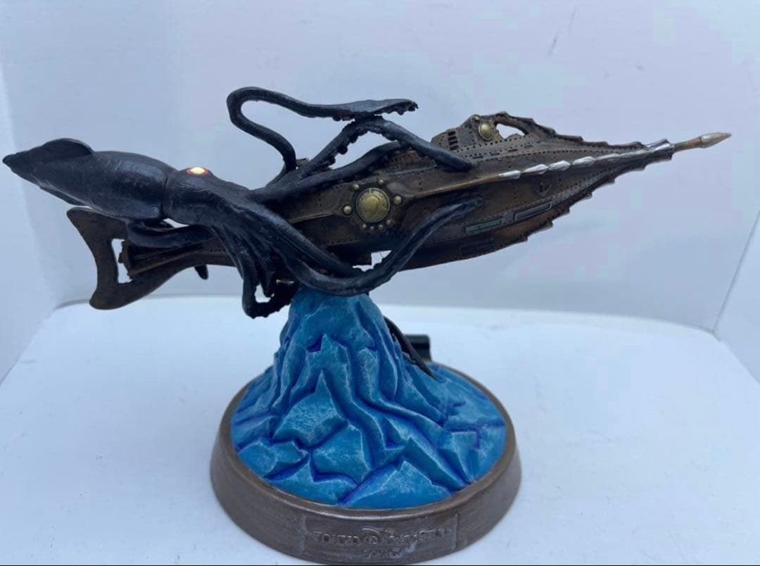 14 海底20000マイル　ディズニーシー　フィギュア　置物　　ノーチラス号