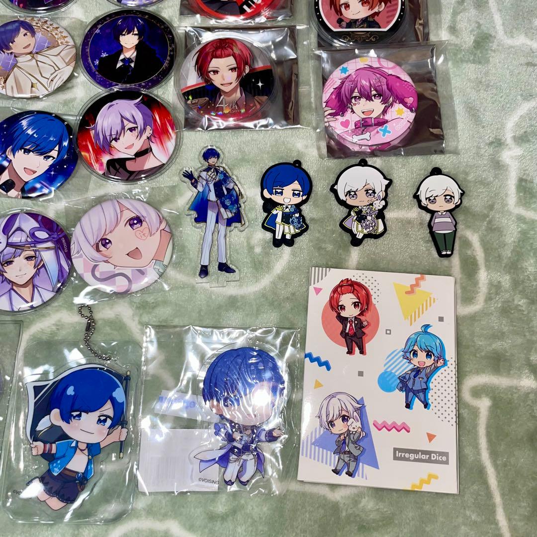 いれいす　缶バッジ　アクキー　ラバーチャーム　メモ帳