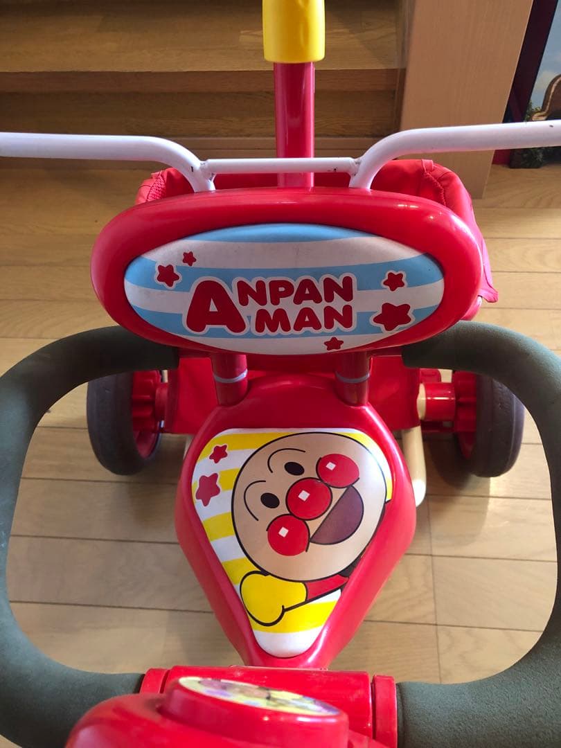 それいけ！アンパンマン デラックスII 三輪車 レッド 日よけ付き