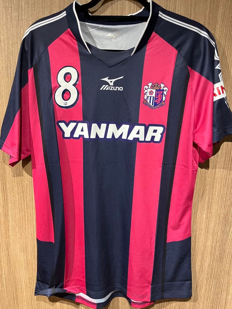 セレッソ大阪 香川真司 8番 ユニフォーム XL ♦︎新品♦︎8香川真司XLサイズセレッソ大阪ユニフォーム - メルカリ