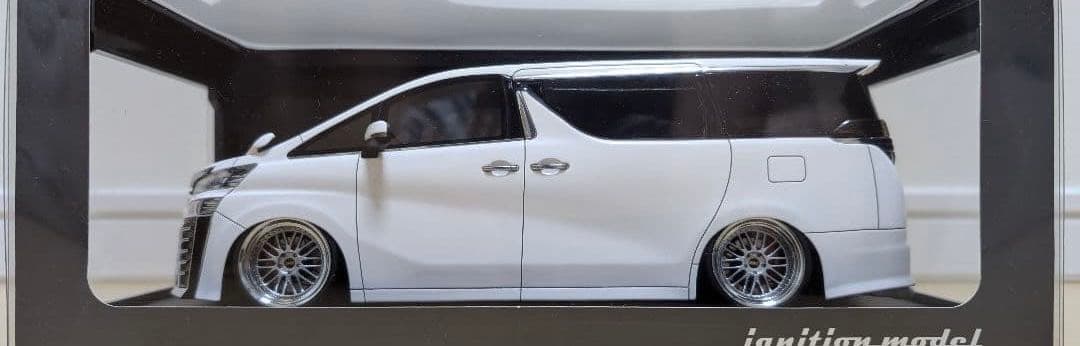 ignition model VELLFIRE ヴェルファイア　1/18