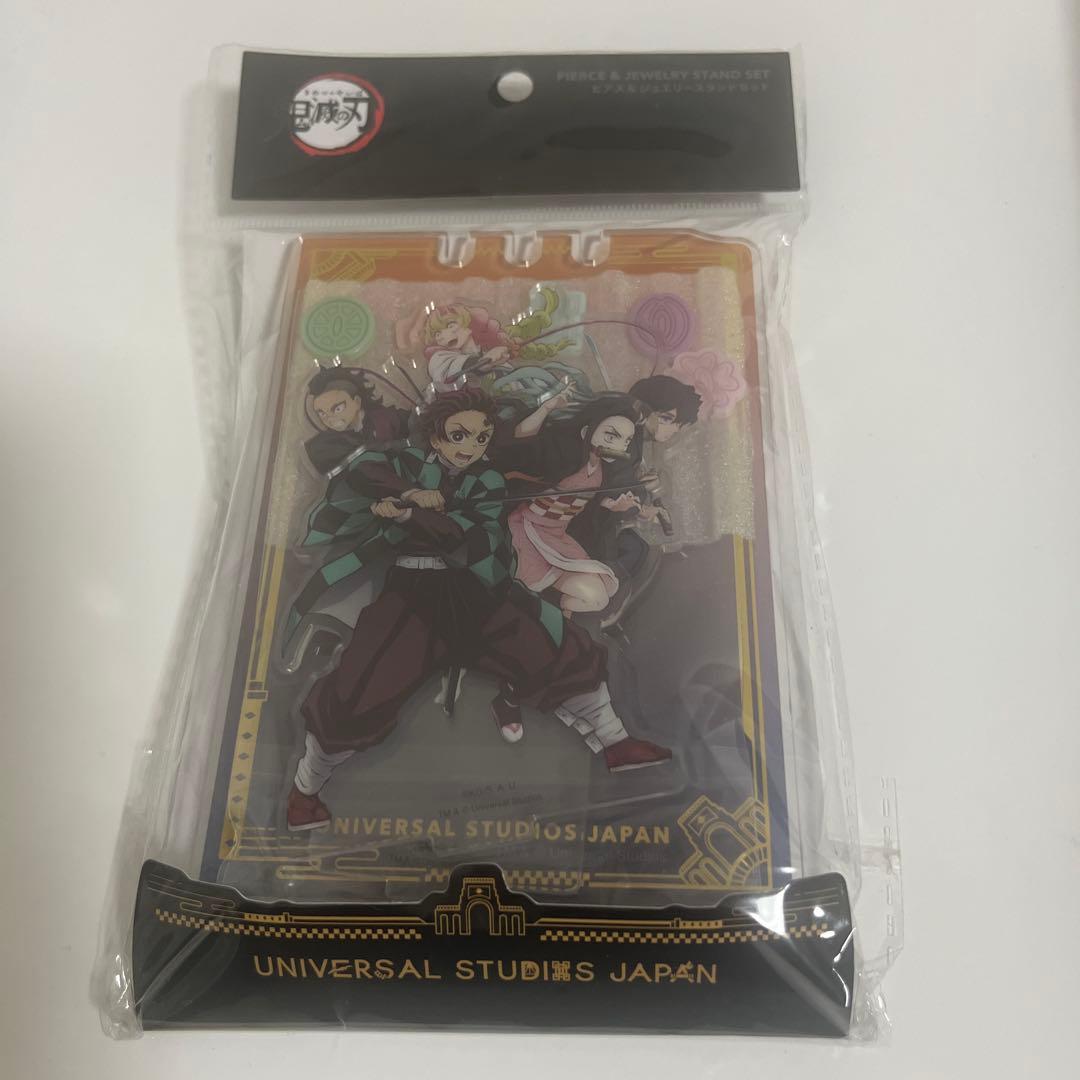 鬼滅の刃　USJ アクセサリースタンド　お菓子缶 甘露寺蜜璃　時透無一郎