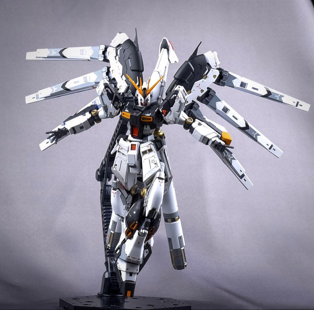 【塗装済】RG Hi-νガンダム ハイパー・メガ・バズーカ・ランチャー　完成品