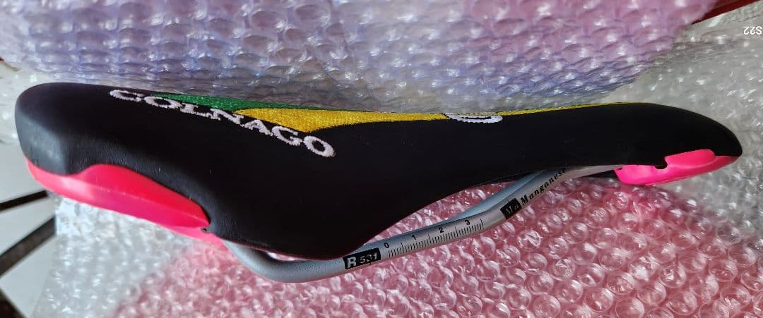 COLNAGO Vuelta Bassano サドル - パーツオンライン アウトレット