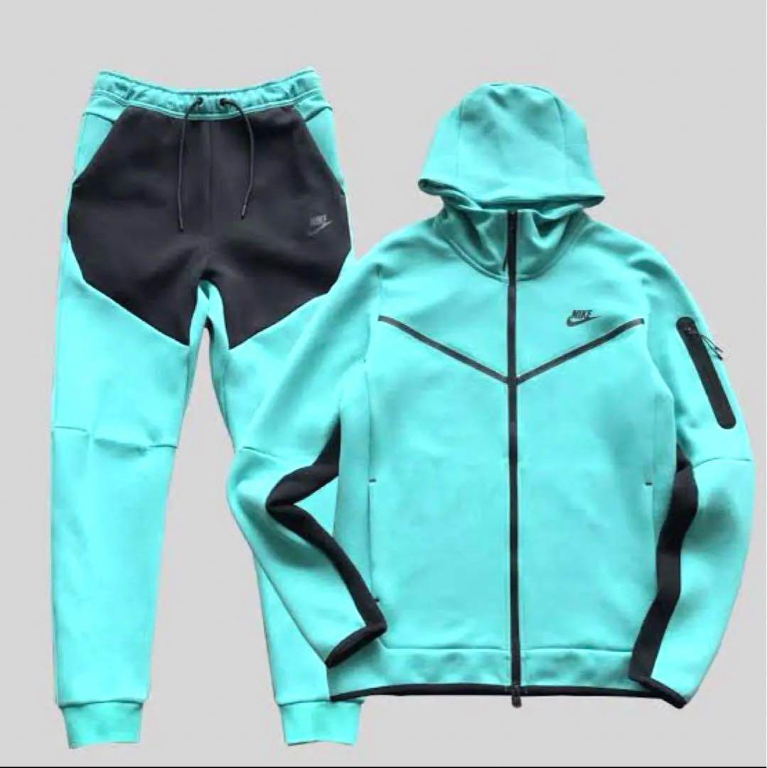 新品未使用 アウターのみ ナイキテックフリース ティファニーカラー