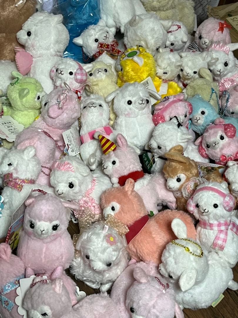 アルパカッソ＆ベイビーアルパカッソ　ぬいぐるみ＆ポーチ＆小物れ　大量セット