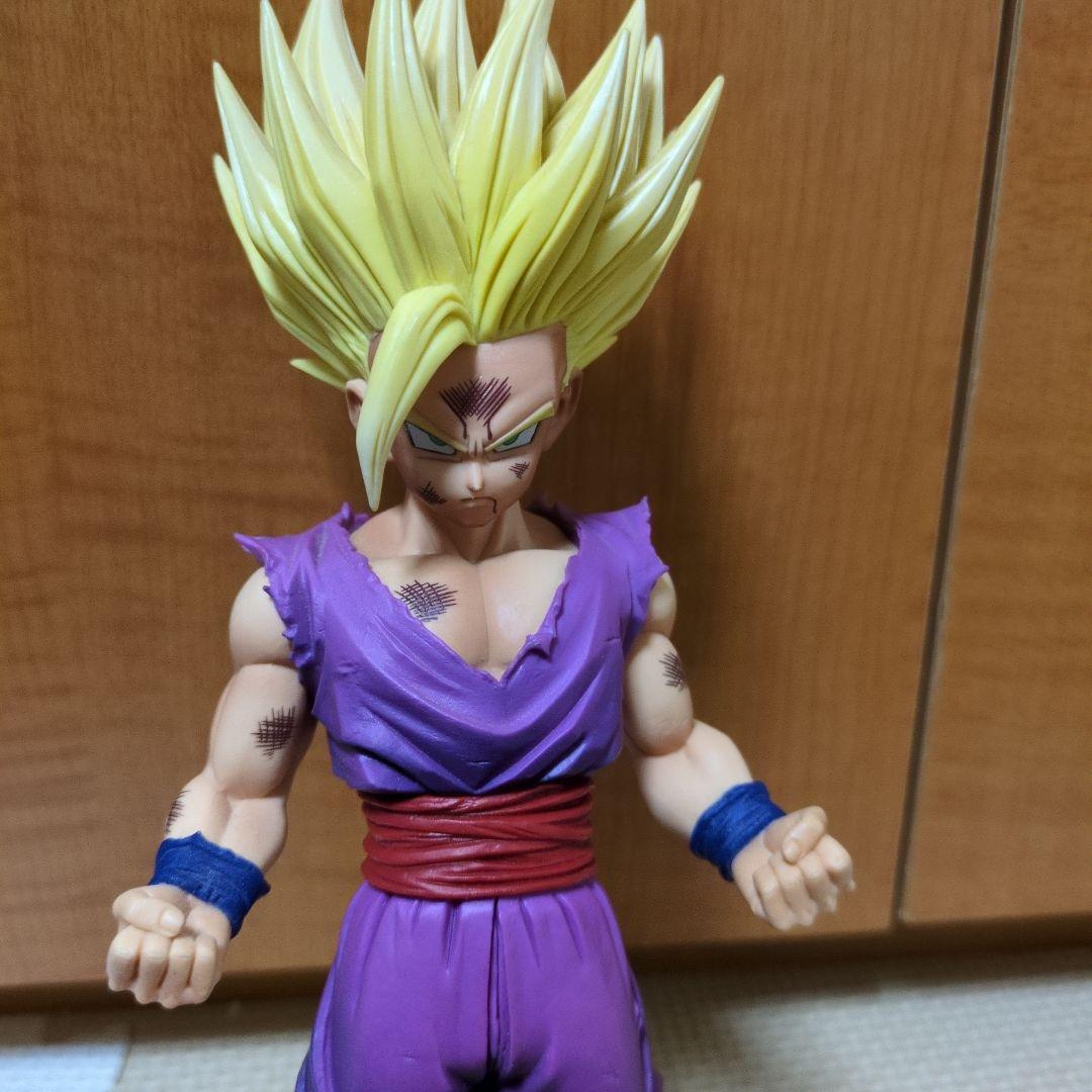 ドラゴンボール孫悟飯フィギュア