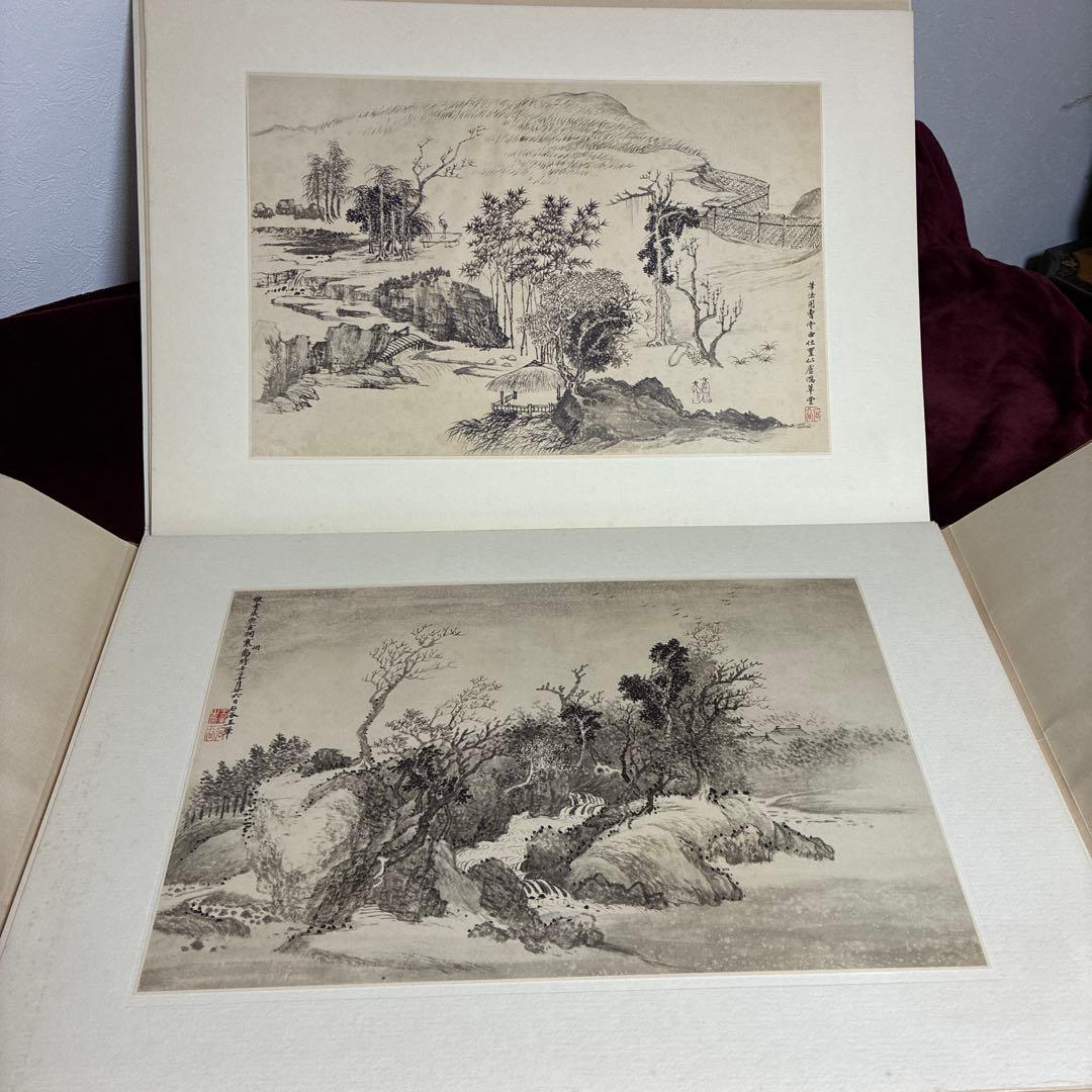 故宮博物院の名蹟 清うん壽平王き花卉山水合冊 二玄社　定価19000円