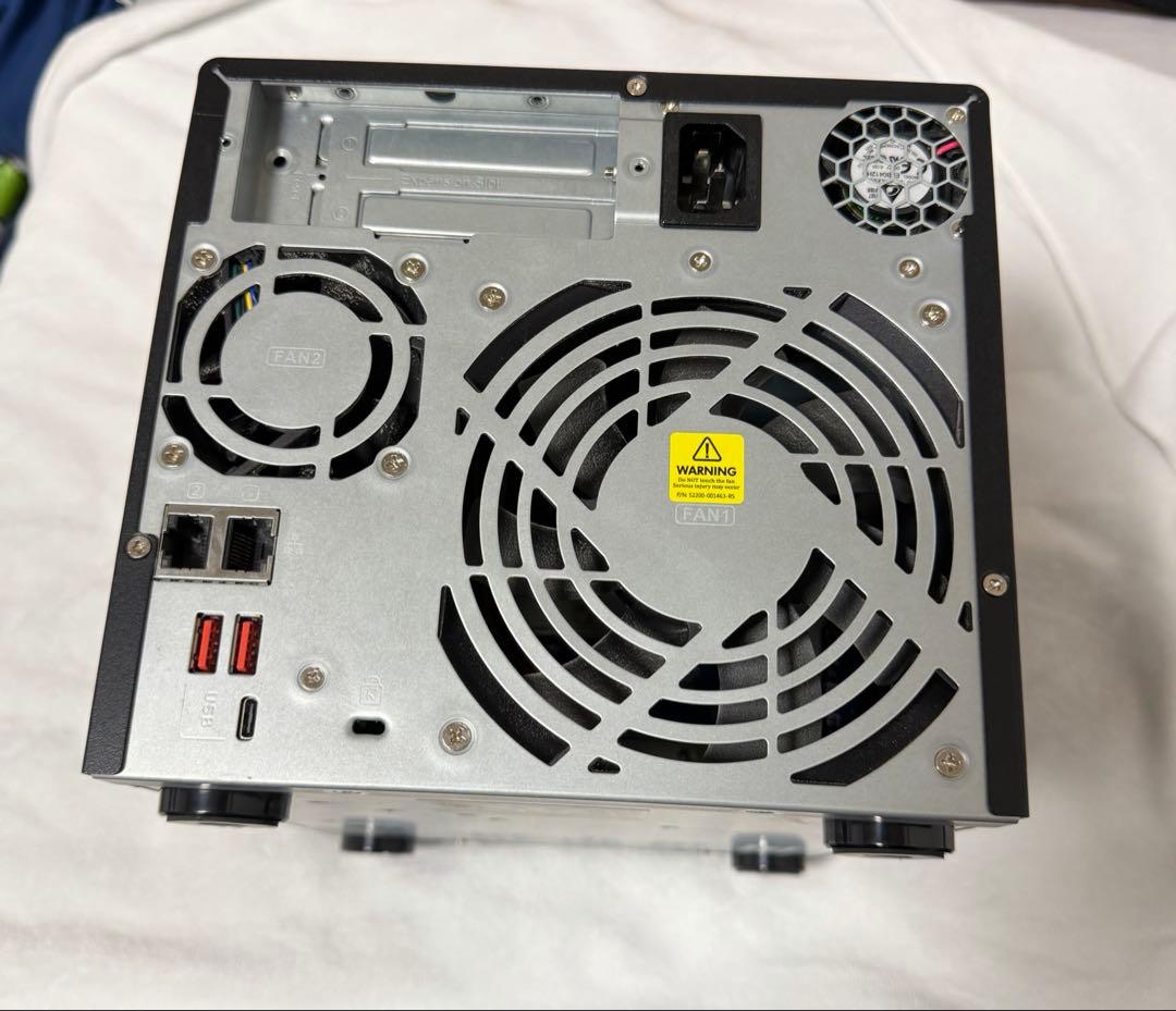 QNAP TS-473A 4ベイNAS 16GBメモリ SSD付き - メルカリ