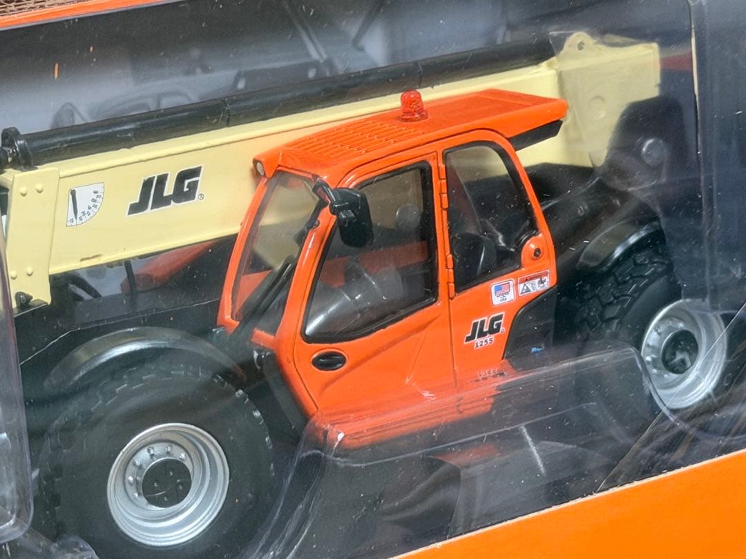 【新品未開封】 JLG 1255 テレハンドラー： 建機 スケールモデル1/32