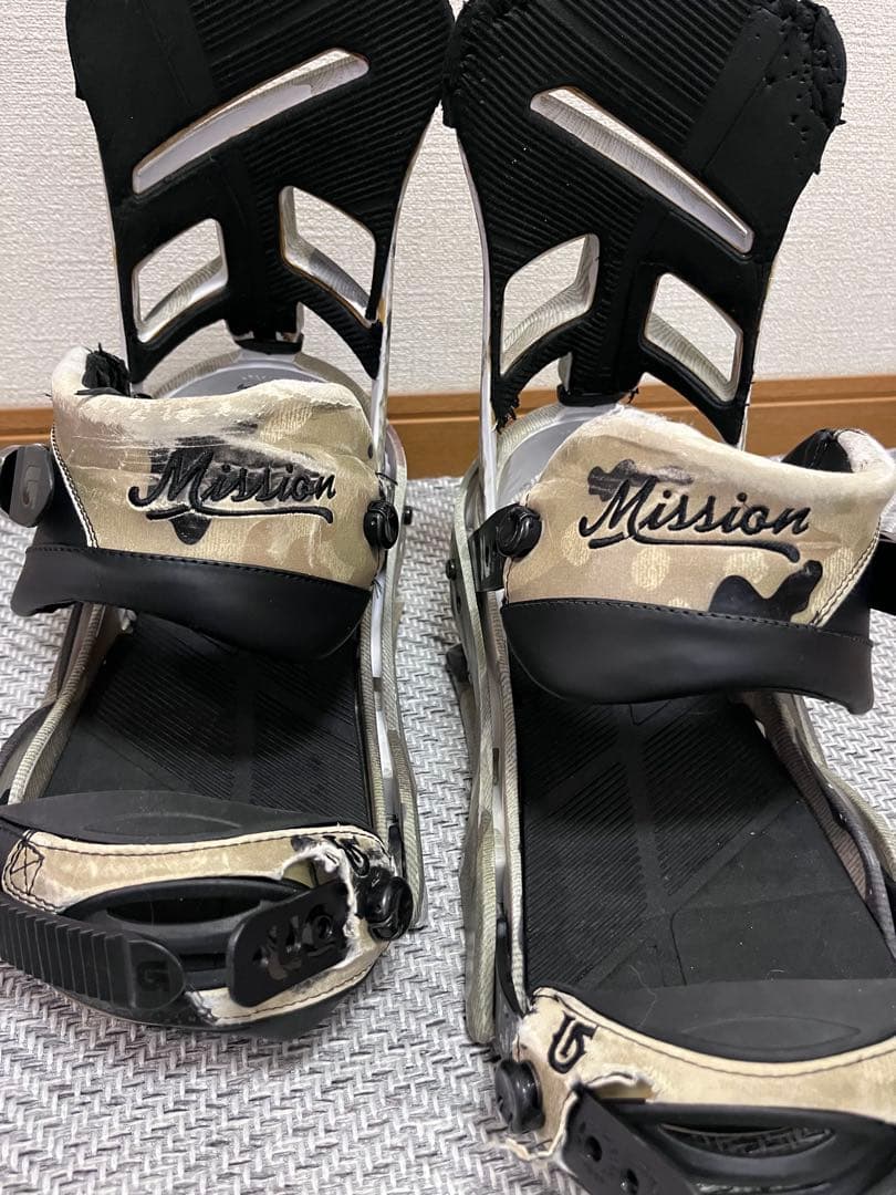 Burton Mission ビンディング カモフラージュ
