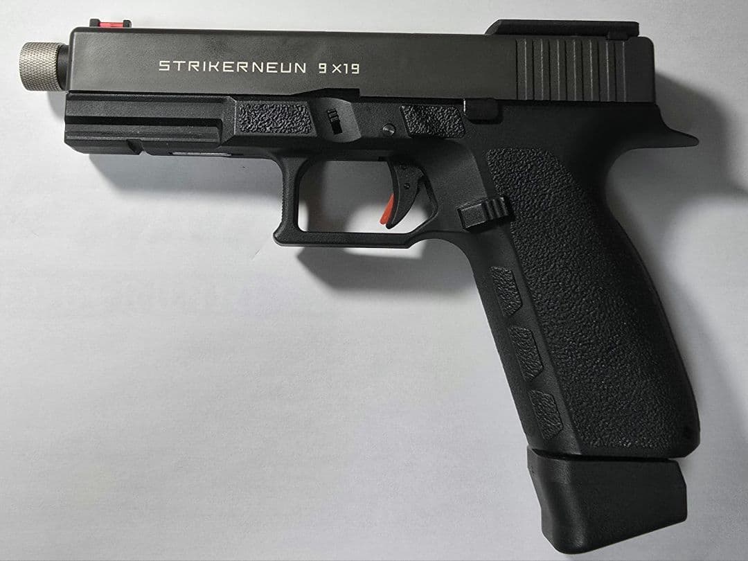 STIKERENUN 9 ストライカー9 CO2ガスガン カーボネイト STRIKERNEUN | Carbon8