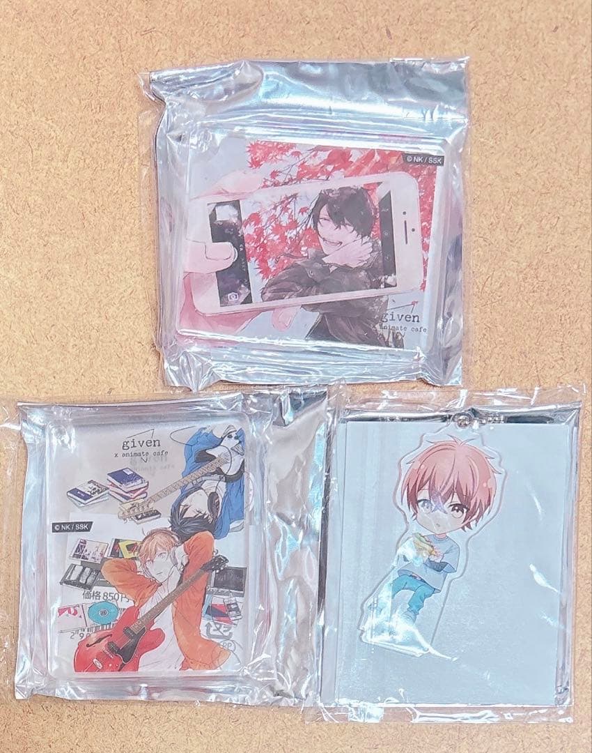 ギヴン アニメイトカフェ コロッタ アクスタ 真冬 立夏 雨月 アンド