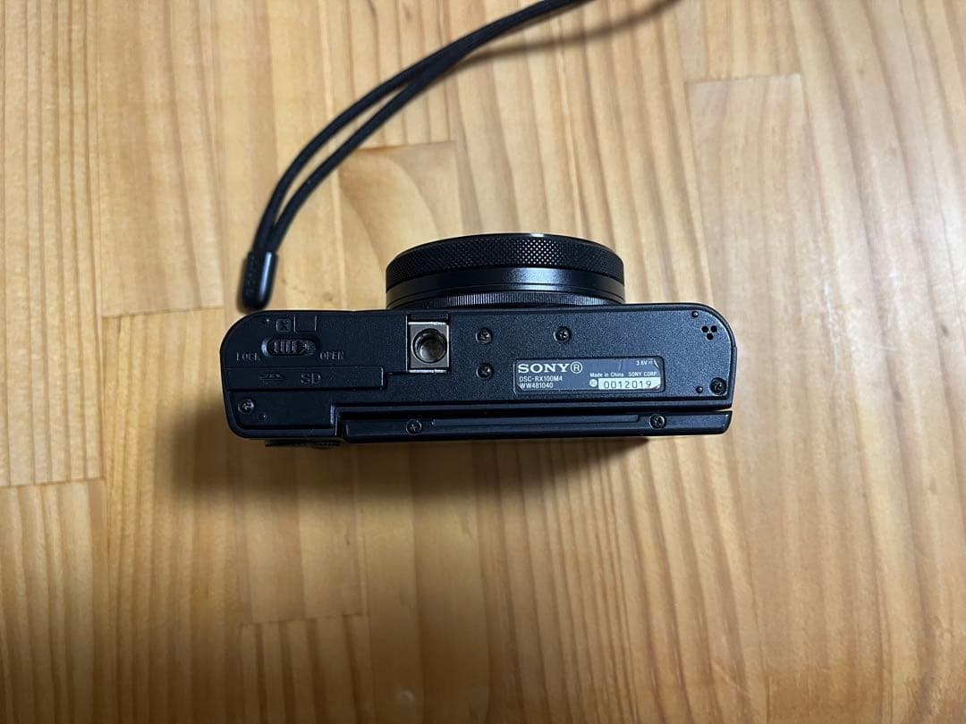 ⭐️1月5日までの間特別価格⭐️ SONY Cyber-Shot RX100Ⅳ - メルカリ