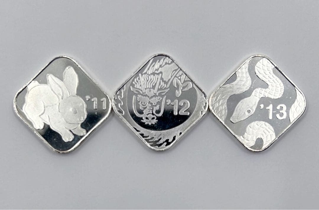 純銀メダル約13g(4.3g×3) セット出し純銀メダル 3枚 卯 辰 巳