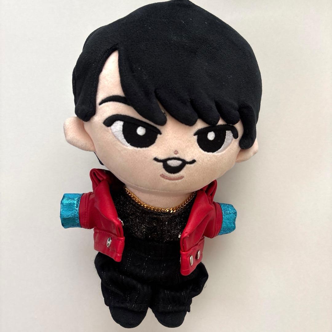 ロコ様　すのチル　服　宮舘涼太　ドーム　ツアー　衣装