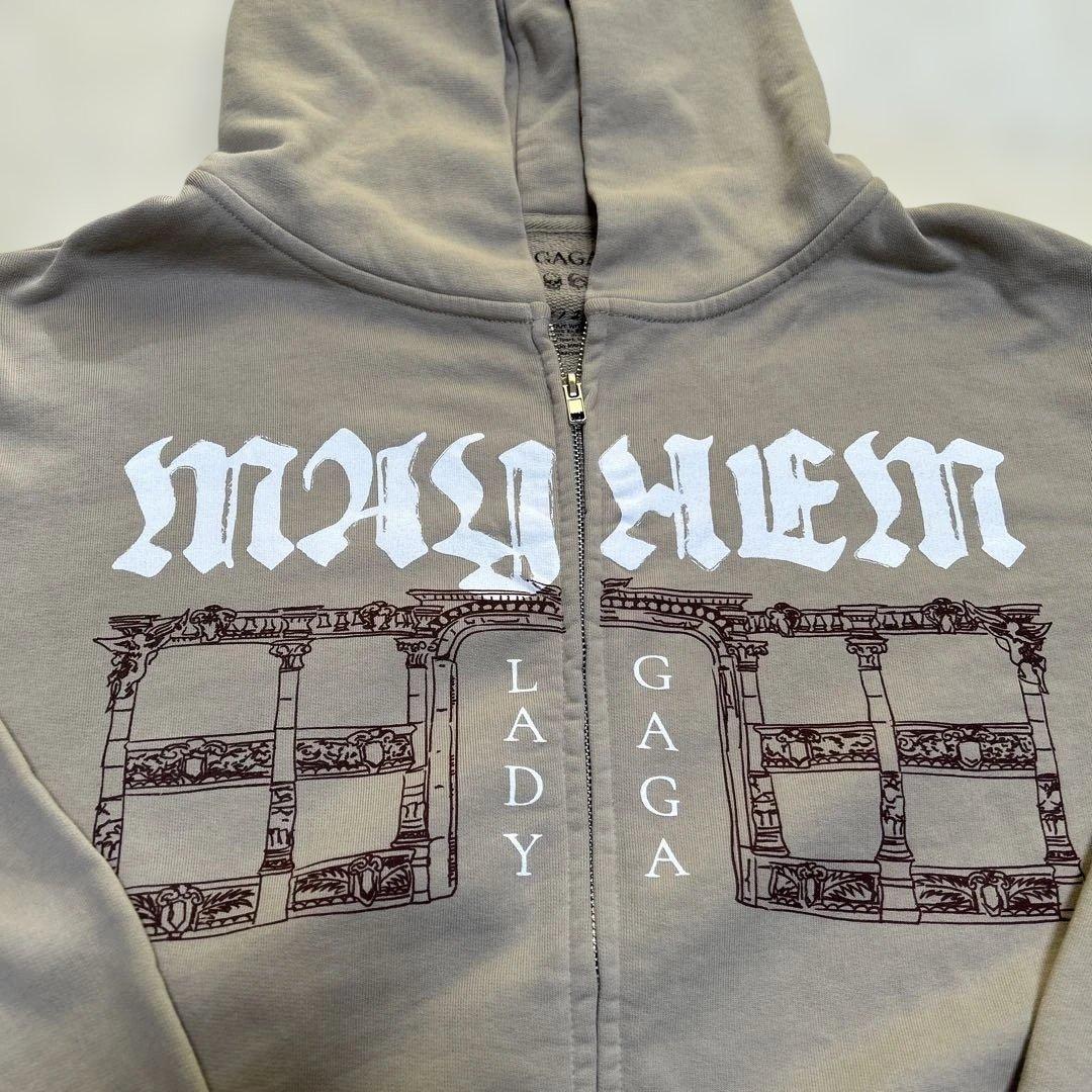 最終値下げ！新品2026年レディーガガライブパーカー ベージュ