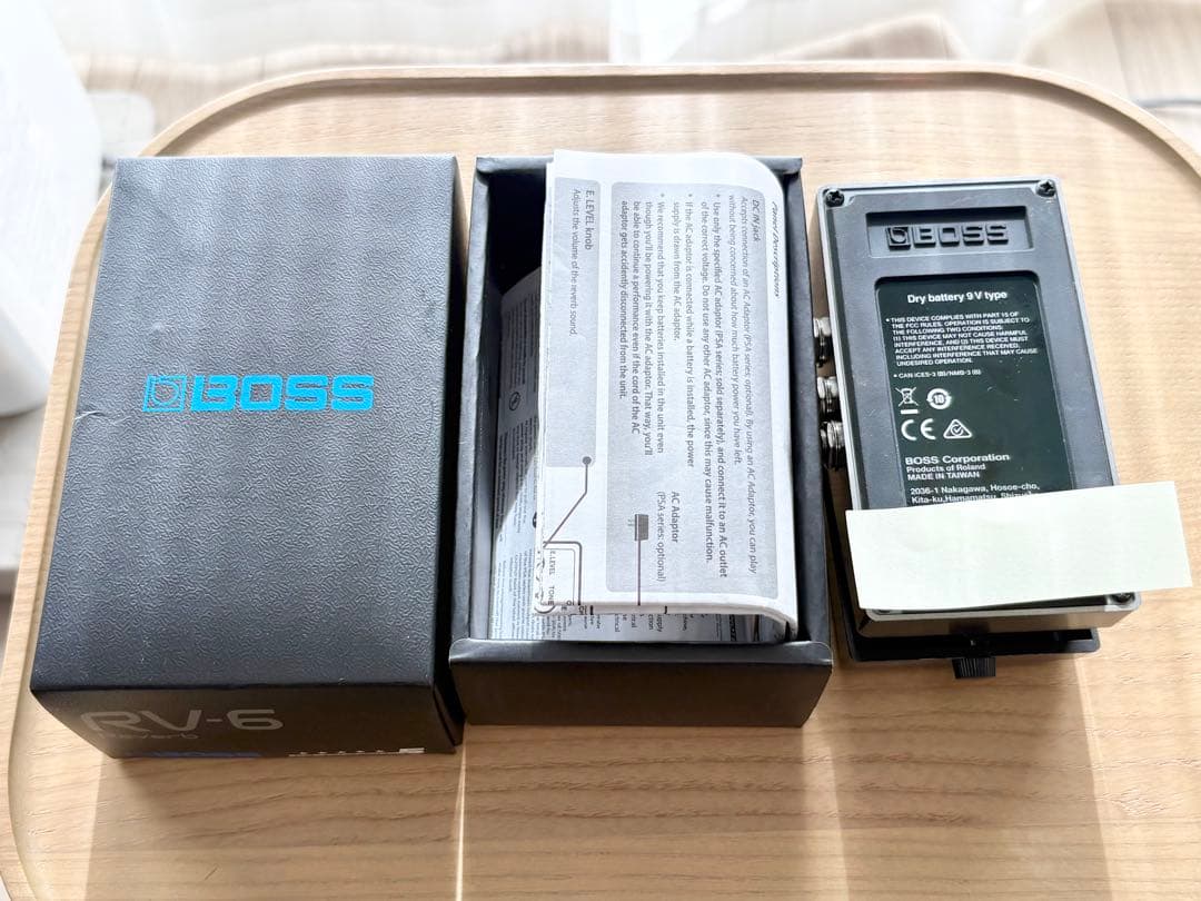 【美品】BOSS RV-6 リバーブ　ギターエフェクター