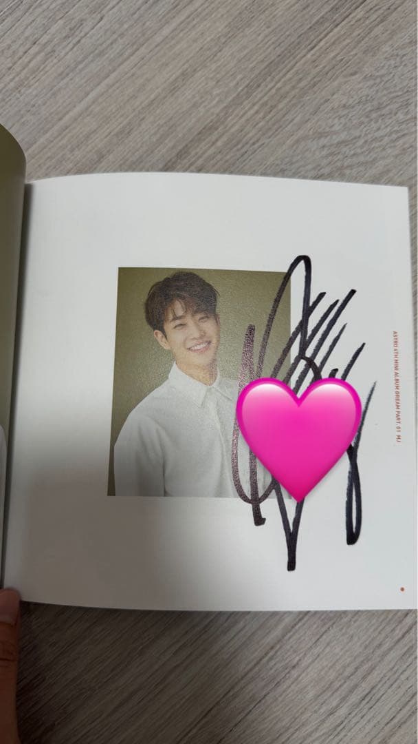 ASTRO ウヌ　ムンビン　MJ 直筆サイン