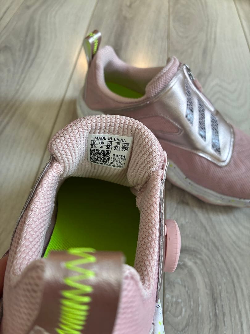 アディダス　ゴルフ　シューズ　ウィメンズ 22.5cm コードカオス 25 ボア