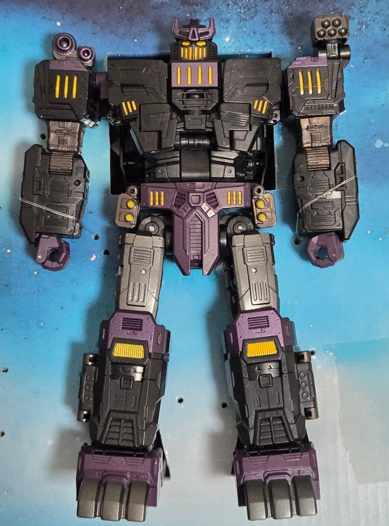 トランスフォーマー　AOTP-06　メガトロナス　ザ・フォーレン