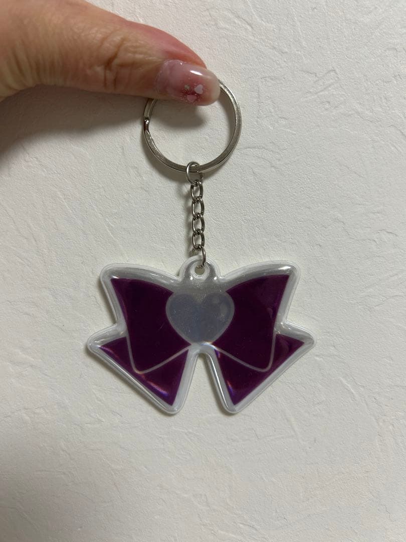 セーラームーン】セーラーサターンキーホルダー - メルカリ