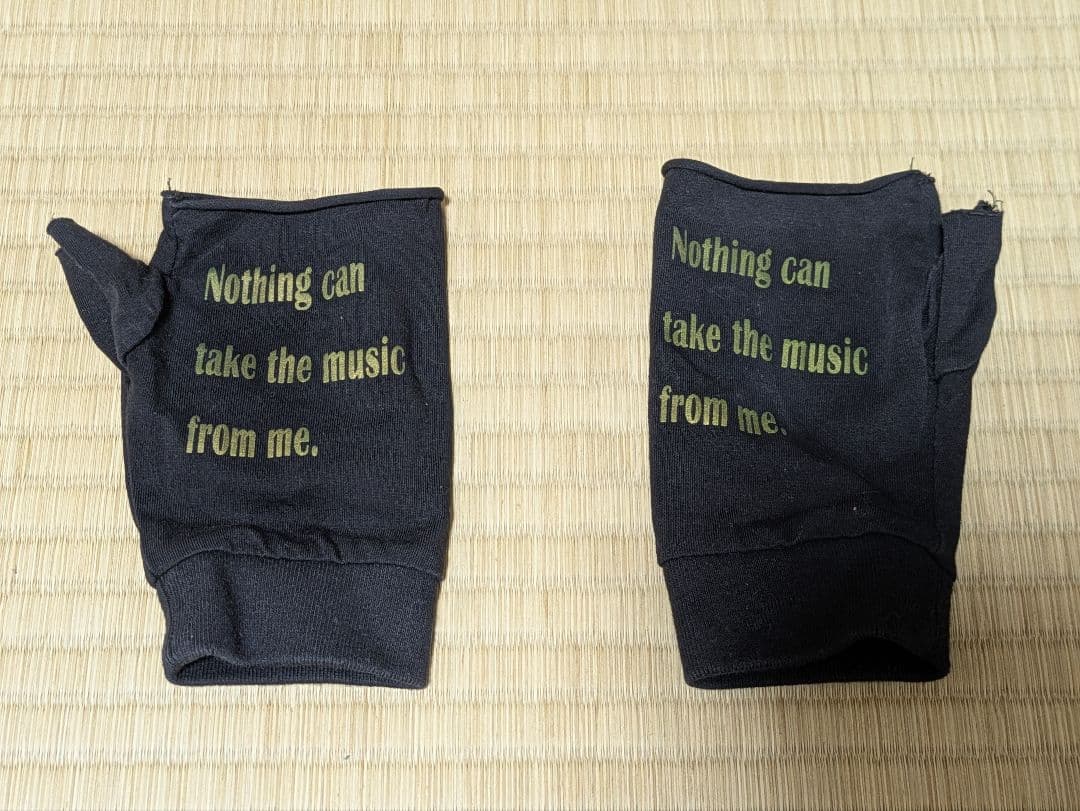 UVERworld　グローブ