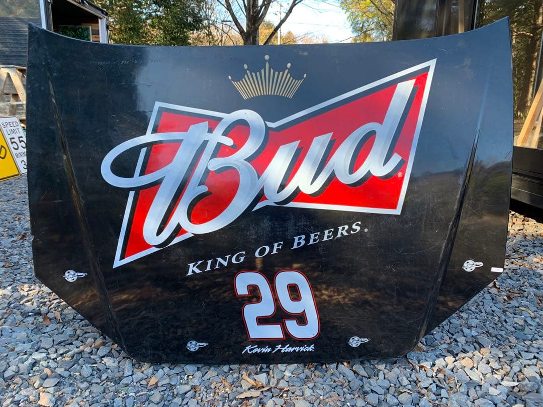 ナスカー NASCAR Budweiser #29 ボンネットディスプレイ Netflixで配信開始！アメリカの人気レース「NASCAR」は変革のとき