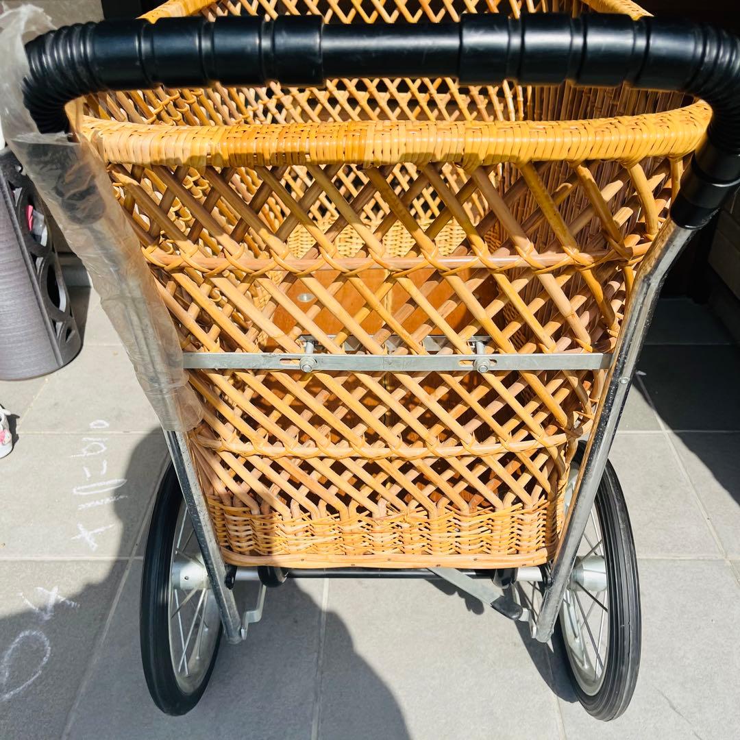 乳母車 レトロ ランタン乳母車 ベビーカー - メルカリ