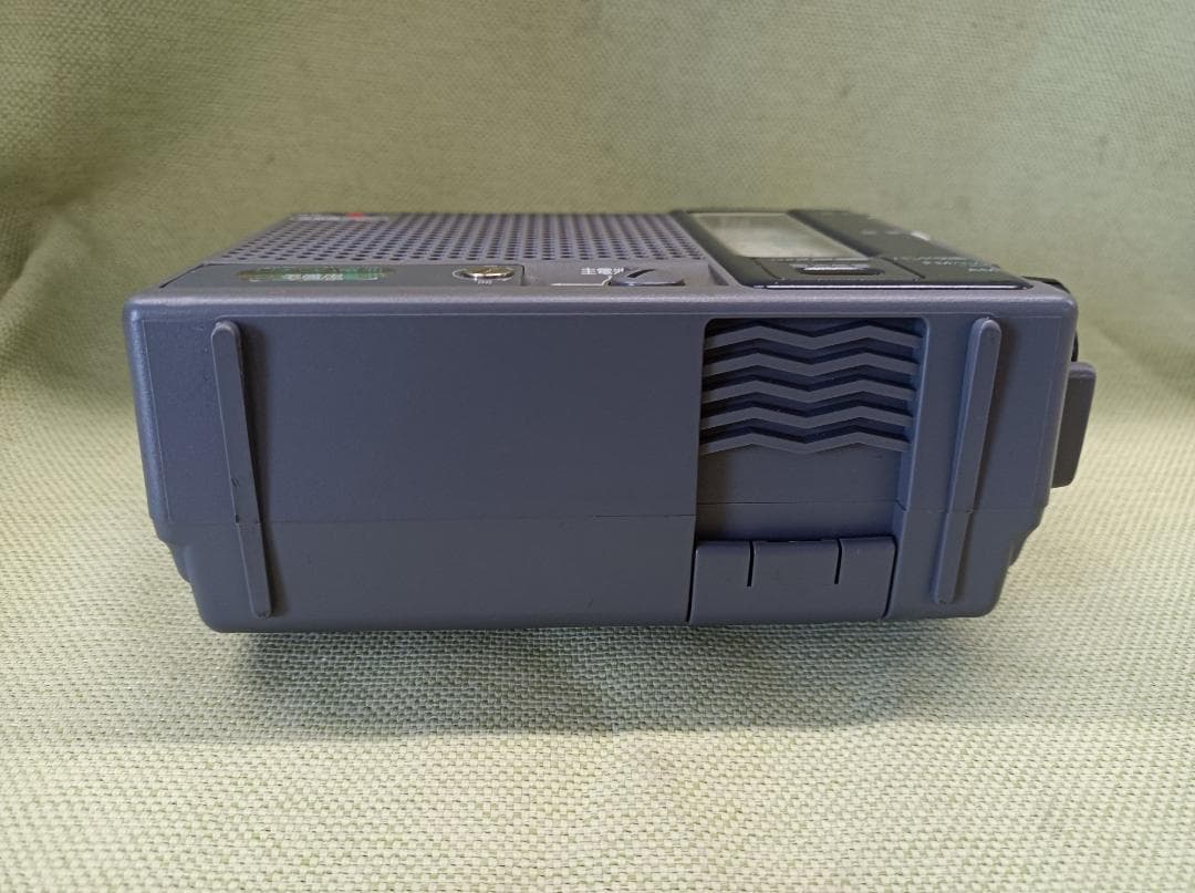 都《LQPBM》SONY　防災ラジオ　ICF-B100