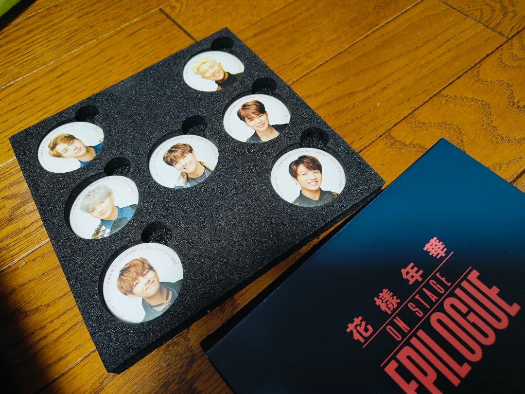 BTS ペンライト ver.3 アミボム トレカ カード 防弾少年団 缶バッジ