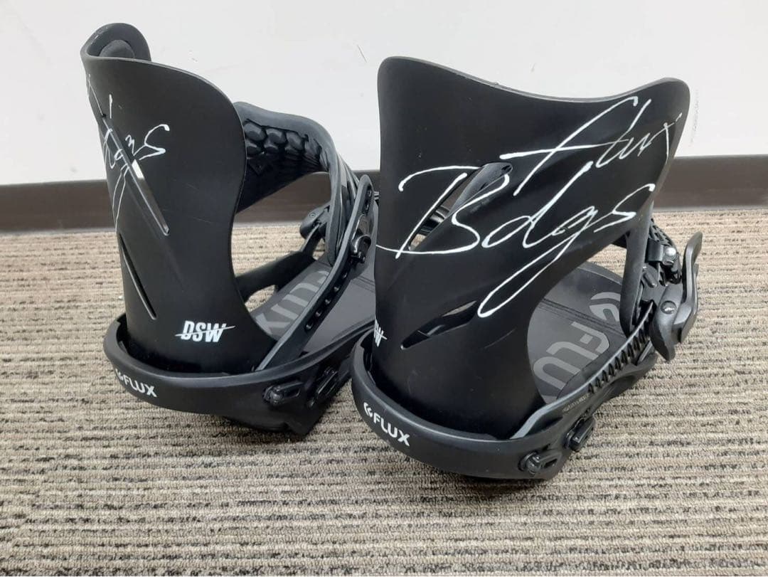 フラックス　DSW　ビンディング　M サイズ　FLUX　ウィング　スノーボード 楽天市場】25-26 FLUX/フラックス DS ディーエス 道楽 DOURAKOO 佐藤秀