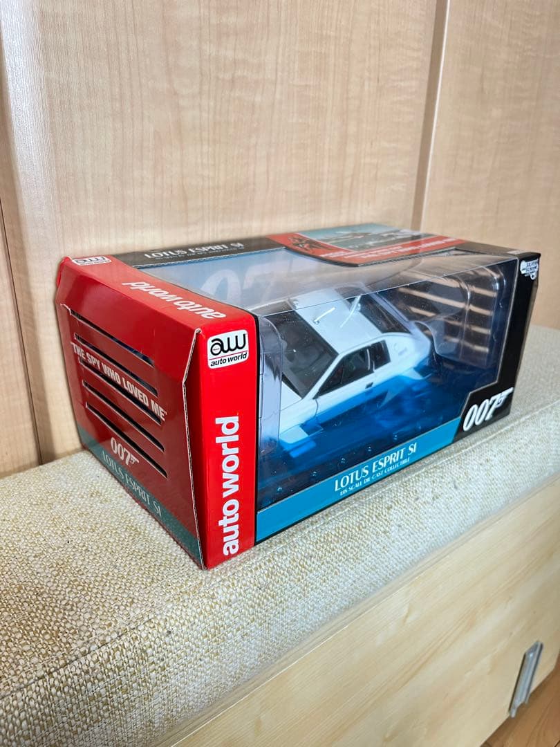新品未開封　水陸両用変形 Lotus Esprit S1 007ボンドカー