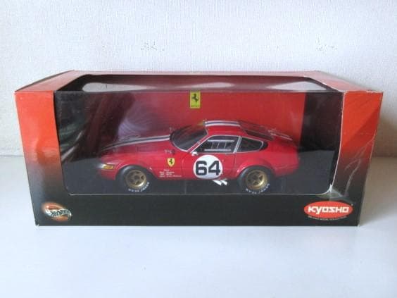 特価 京商 1/18 フェラーリ 365GTB/4 デイトナ コンペティオーネ