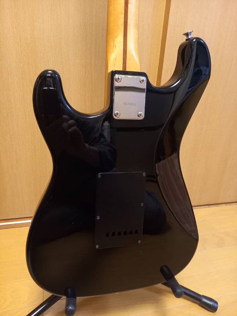 【ジャンク品】Charvel エレキギター CSTブラック